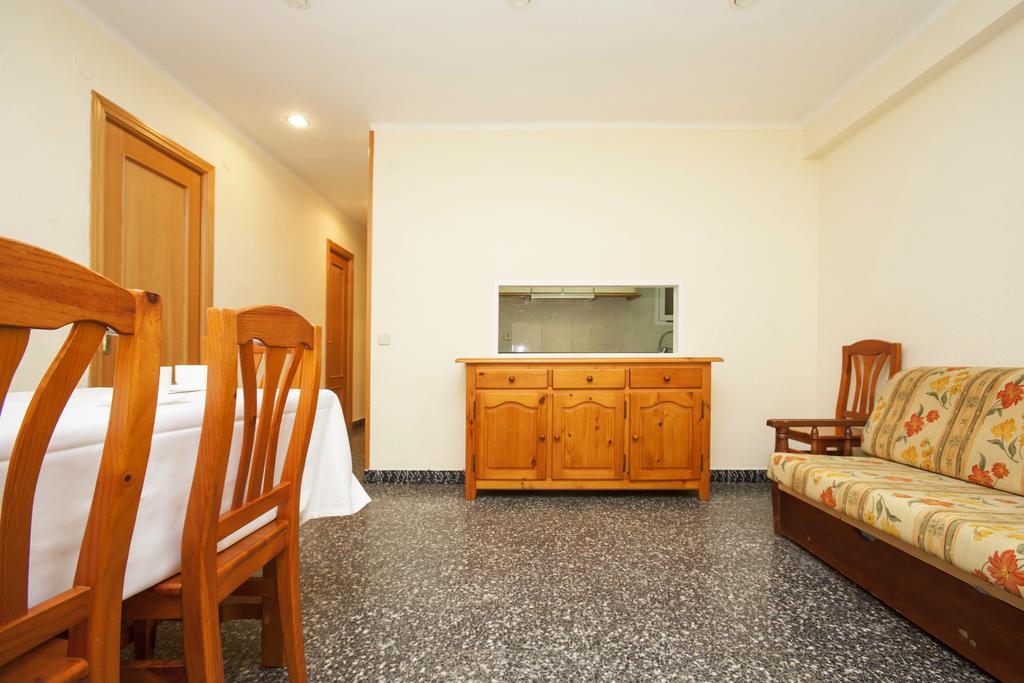 Goya Apartments Салоу Экстерьер фото