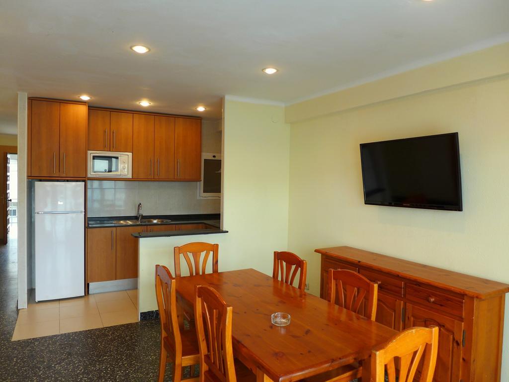 Goya Apartments Салоу Экстерьер фото